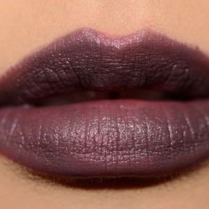 SOLD! Matte Lipstick Gwendolyn